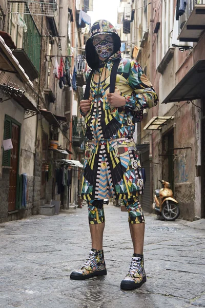 Look 13